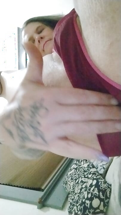 Come and get me:anal&dildo play