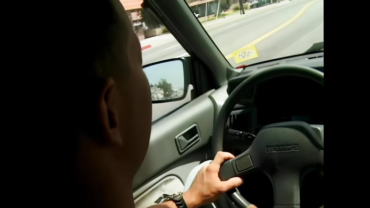 Une Brune Sexy Avide De Sexe Et D’orgasmes Nommée Jane