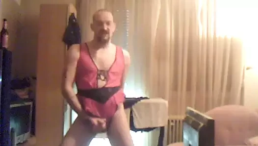 Thori wichst in lingerie