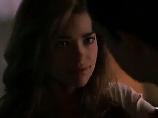 Denise Richards e Neve Campbell - coisas selvagens (1998)