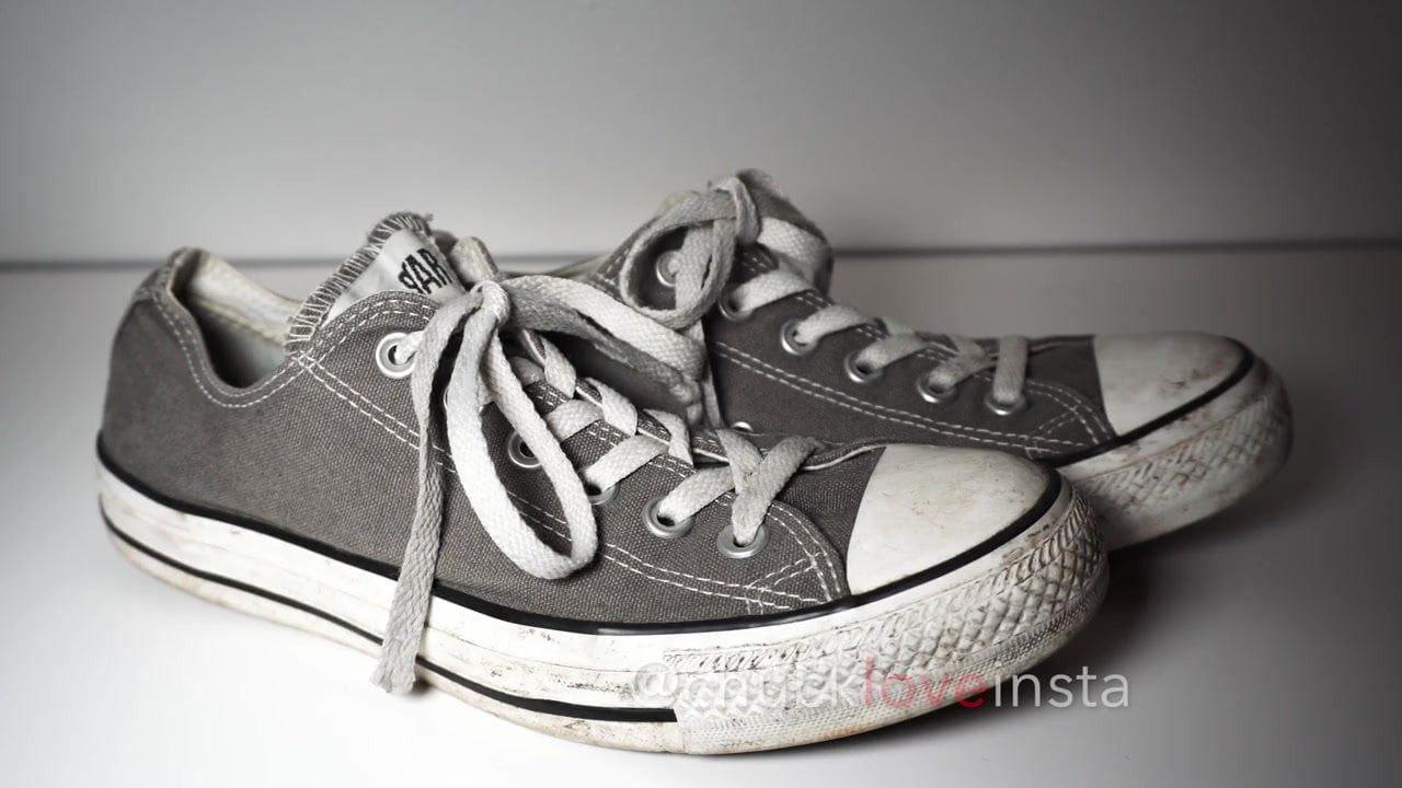 My Sister's Shoes: Converse Grey