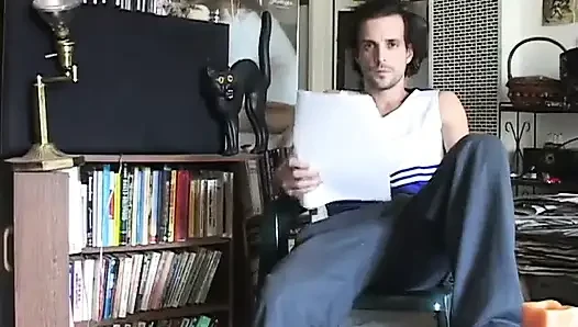 Şehvetli sarışın orta yaşlı seksi kadın sikişmek için mükemmel bir göte sahip