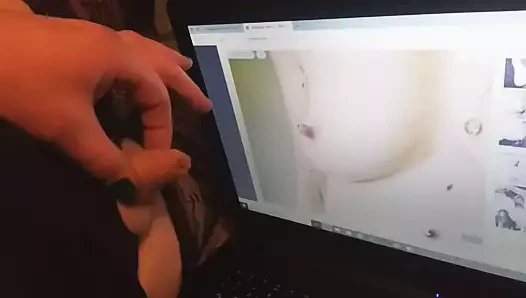 Şaşırtıcı meme ucu için minik penis