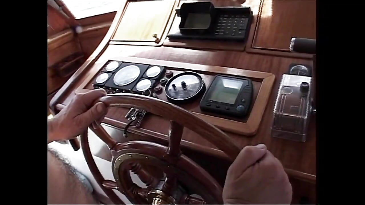 سلمى دي نورا تأخذ زبا كبيرا وصلبا!