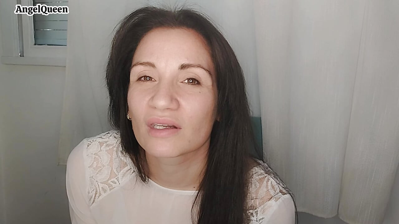 心理学家羞辱38岁的处女，并命令她用羞辱自慰 JOI 女性主导