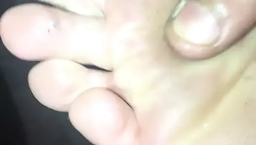 Dirty White milf foot fetish