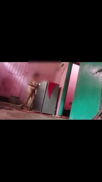 Moja polusestra je postala moja žena prostitutka kada sam bila kod kuće | Klip 1