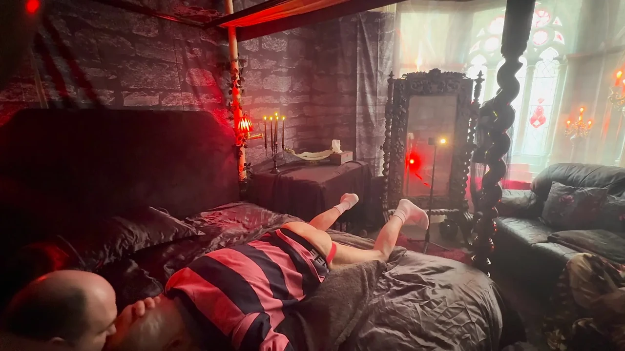 Part 1:- Lanista Bear and Domina Satana Puts Tawseman through his paces!