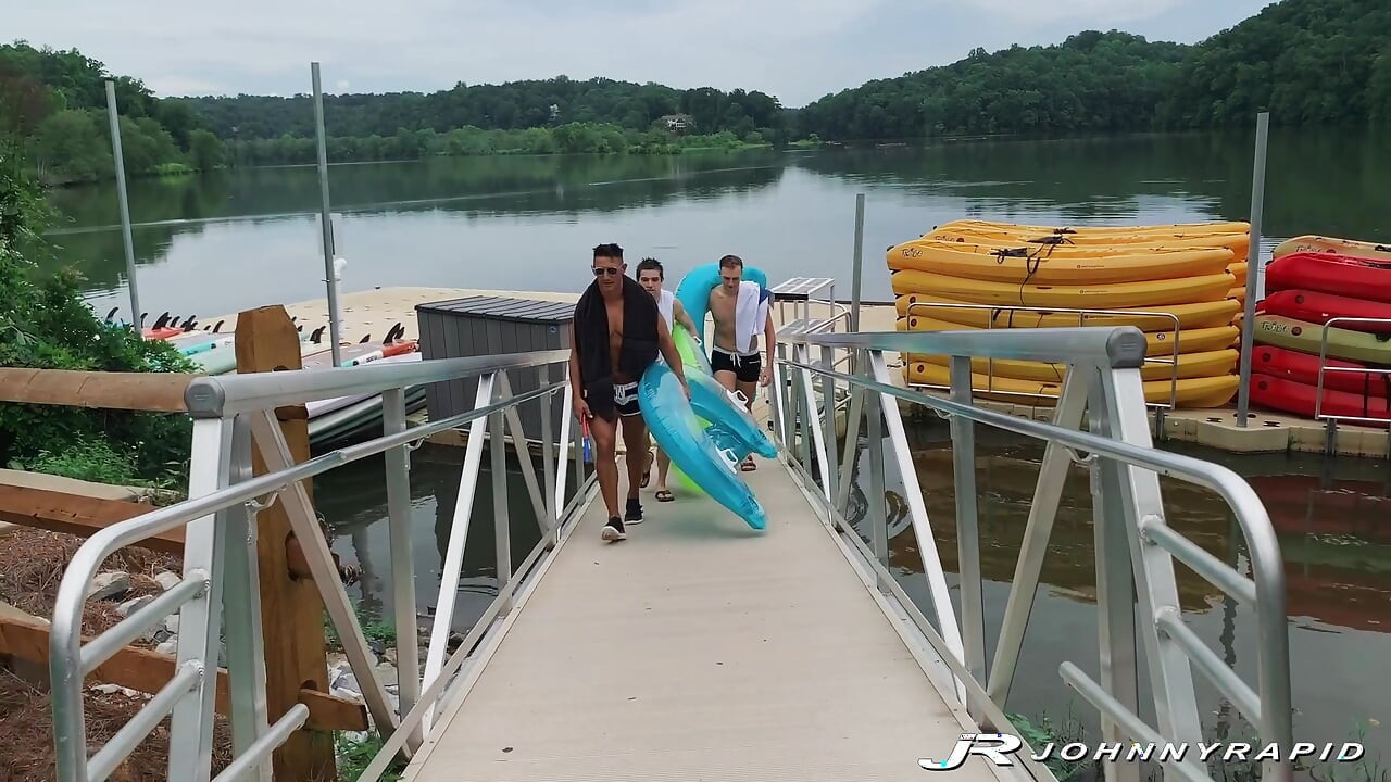 JohnnyRapid Parker Hayes присоединяется к Johnny Rapid для бурной грубой и игривой sesh