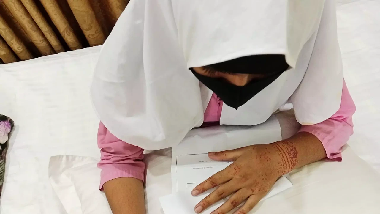 年轻女友第一次第一人称视角