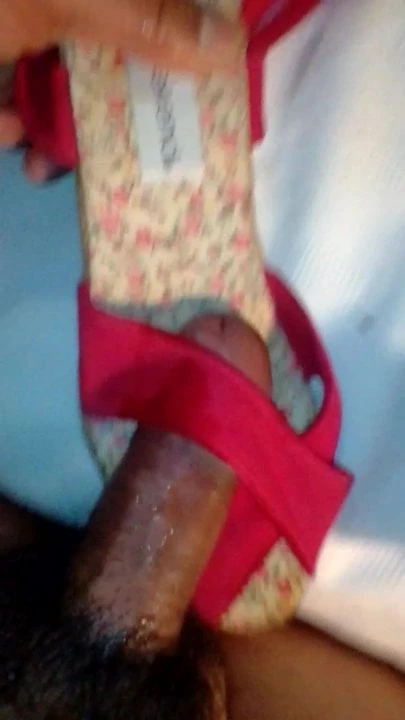Follando tacones wedges rojos shoejob