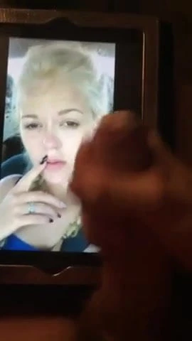 Slut Kaylee making a cock hard