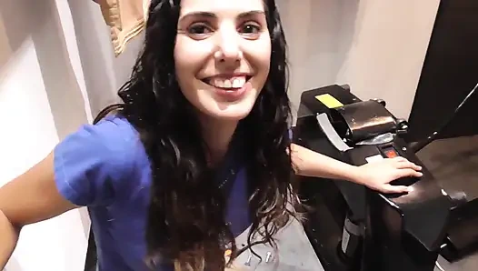 Ateşli ev arkadaşımla spontane seks