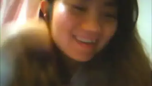 Korean Slut Yein Jeong masturbates on webcam 10