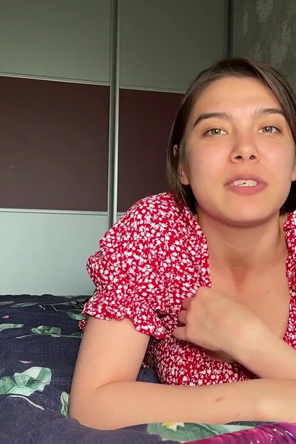 Horny Amateur Cutie Masturbating on Camera with Her New Sex Toy