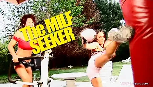 Teri Weigel goes lesbian with cute Michelle Lay