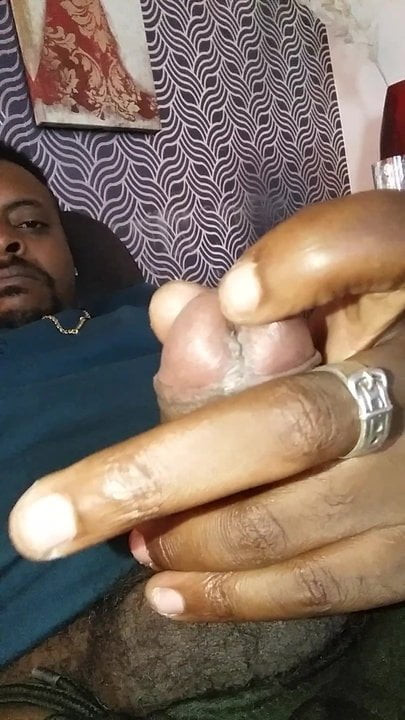 ควยใหญ่ของคนดําเงี่ยน