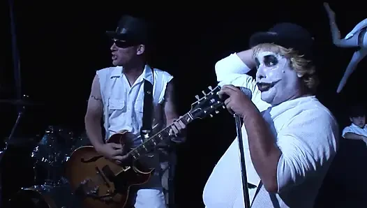 Dangerous gang-bang...