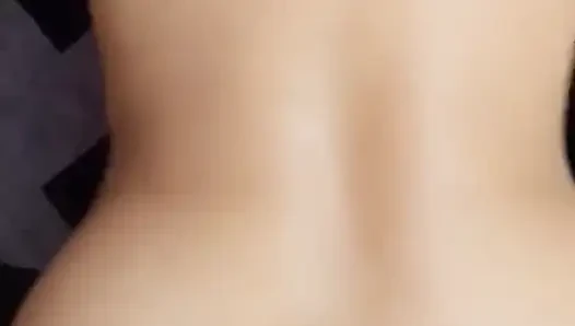 Azgın Devar Yanlışlıkla Yeni Evli Ateşli Videsi Yengeyi Sikiyor