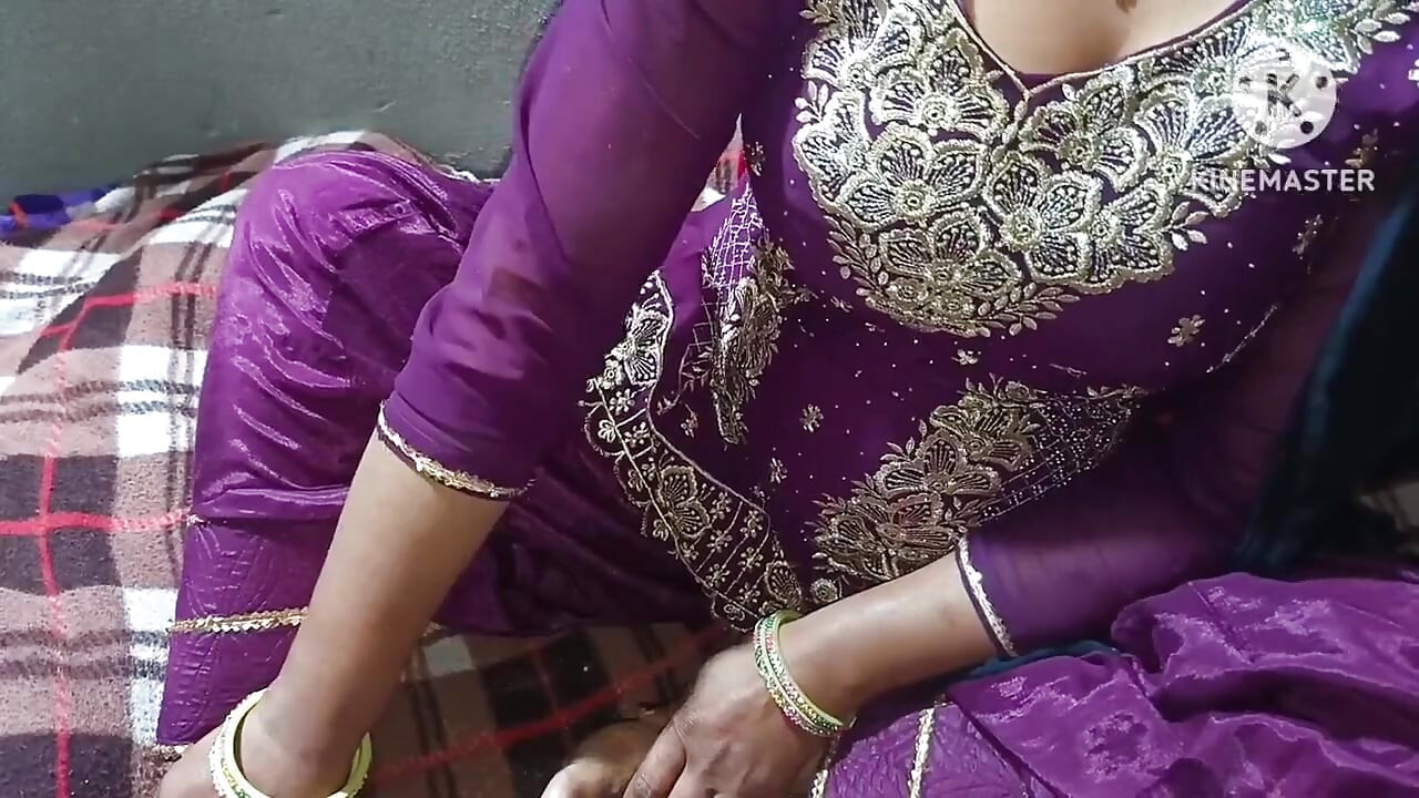 女婊让他的岳母成为一个母马, 并用后入式操了她