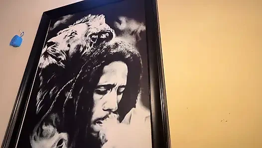 Evde kocasıyla spor salonunda sikişiyor