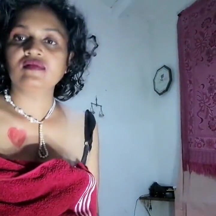 Ep4 Desi Stepmom Found the Cam of Stepson and She Strips