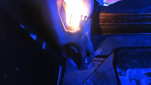 Hintli ateşli çift sikişiyor