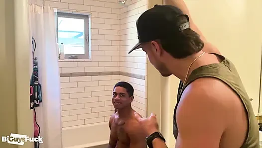 Nervous College Leon Has Spicy Bi Sex. New Passion!