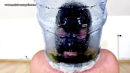 Domina, herrin, april - sklave in der flasche