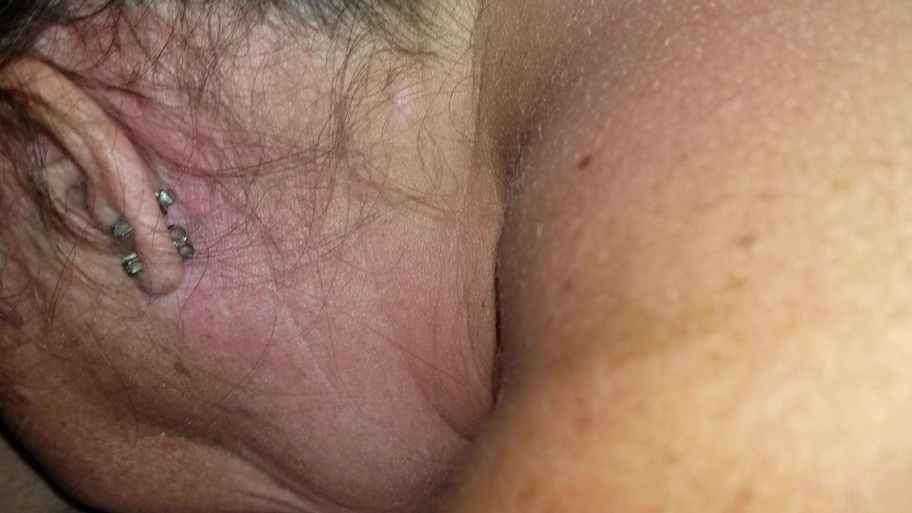 7202019  Baby girl sucking