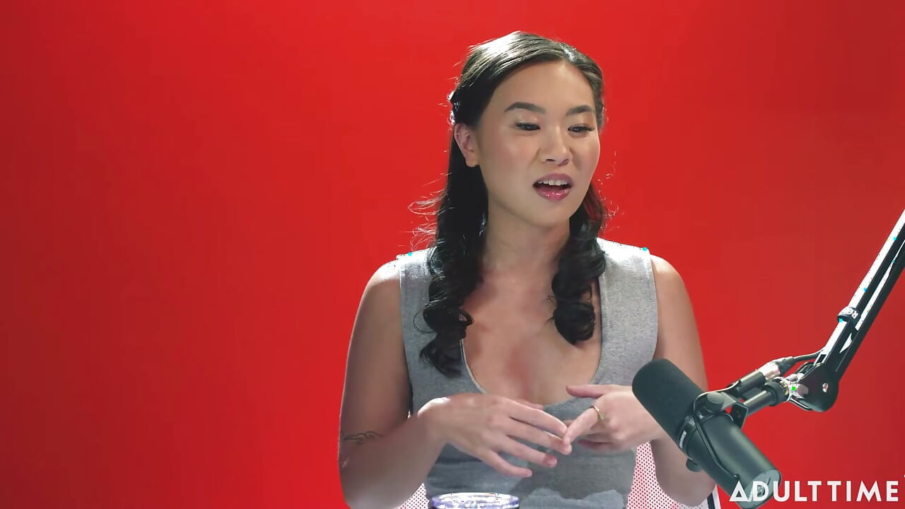 Kimmy Kimm conquistando vergonha e vendendo calcinha usada | o podcast Adult Time