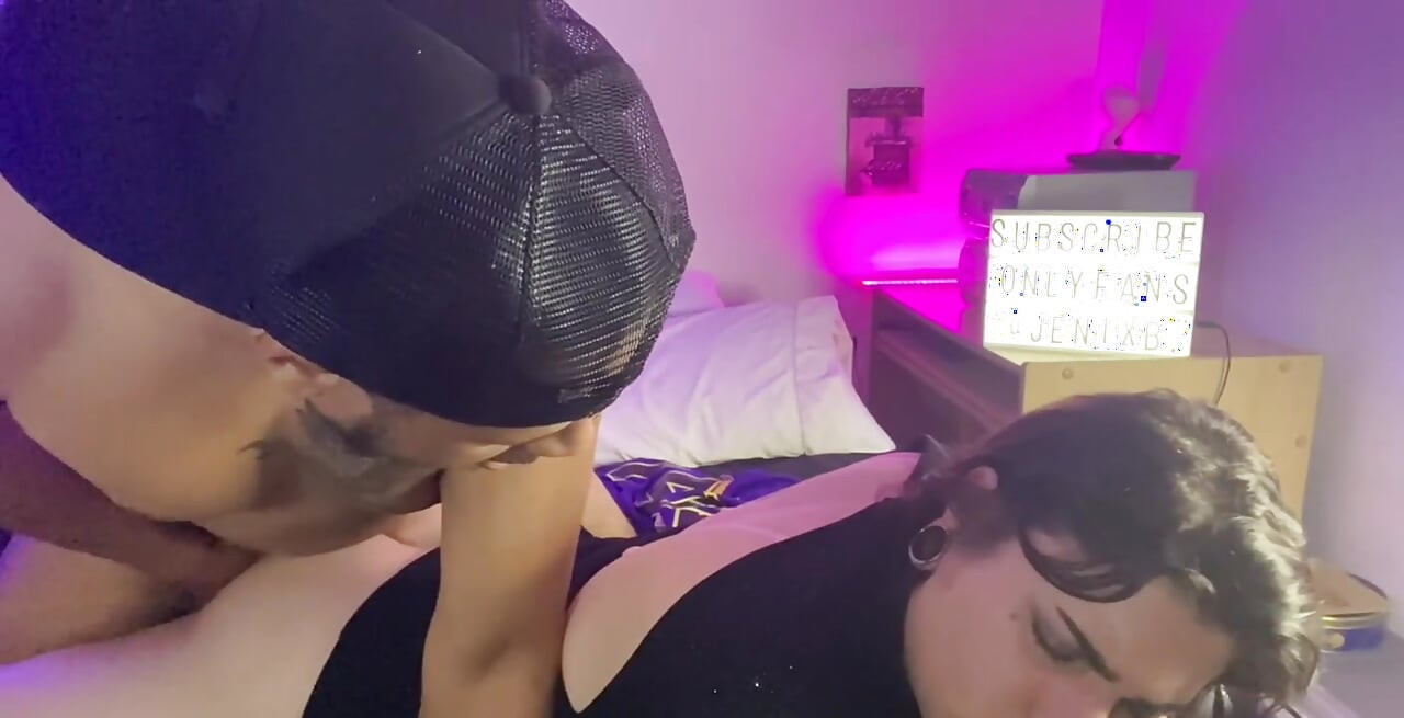 मैंने इसे बिना कंडोम के अपने बॉयफ्रेंड को दिया और उसने Pt2 के अंदर खाना पकाया