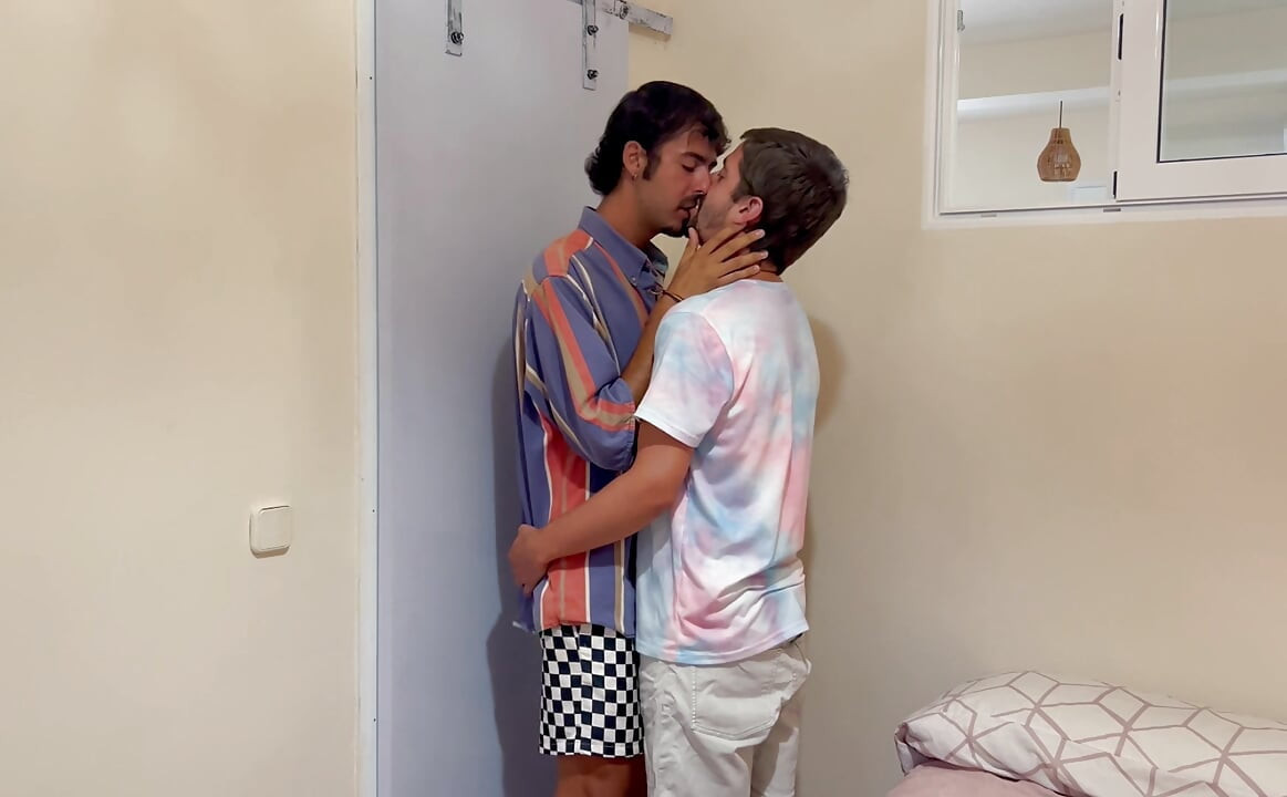 Marcos x Lucas: một đêm đam mê và bẩn thỉu (thổi kèn, bú cu, cọ xát cu)