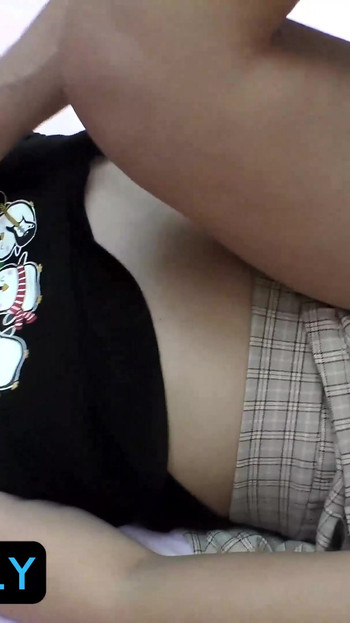 Pov: Gledanje kako očuh preplavljuje debelu francusku guzu Chloe Chevalier s gustim analnim svršavanjem - Nemoralna obitelj 4k | Isječak 2