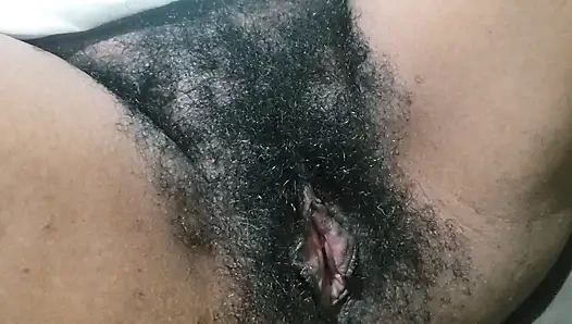 Секс с киской в компании британской любительницы создает соблазнительную взрослую фантазию, наполненную естественной химией