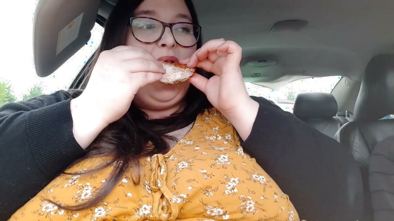 Ssbbw bbw oddaje się liżeniu palca kfc