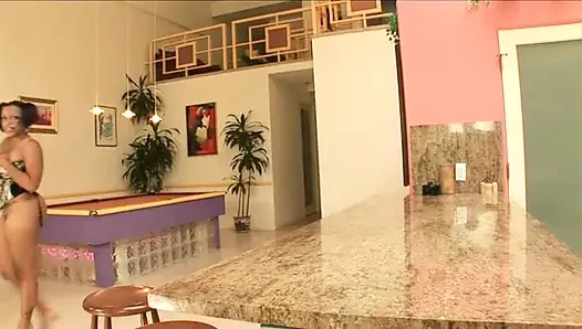 Schöne amateur-MILfs gefickt und in den mund gespritzt von monster harten schwarzen schwänzen, ganzer film