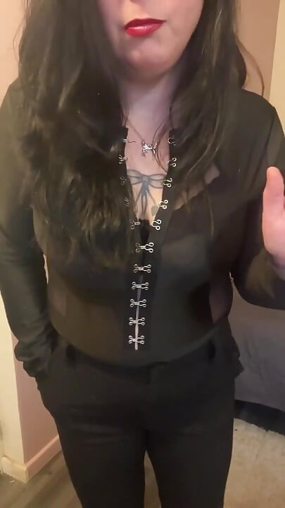 O să tremuri, îți voi explica cum te șantajez