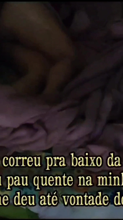 La matrigna condivide il letto con il figliastro! Il figliastro è venuto a passare il fine settimana a casa sua e ha organizzato loro di dover condividere un letto | Clip 1