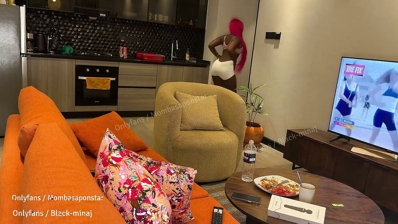 Gorda ébano saltando no bbc do garoto de pizza, pornô africano real