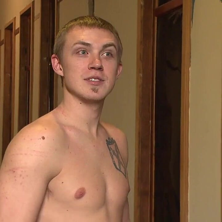 Hung Southern Stud Shoots a Hot Load in His Mouth