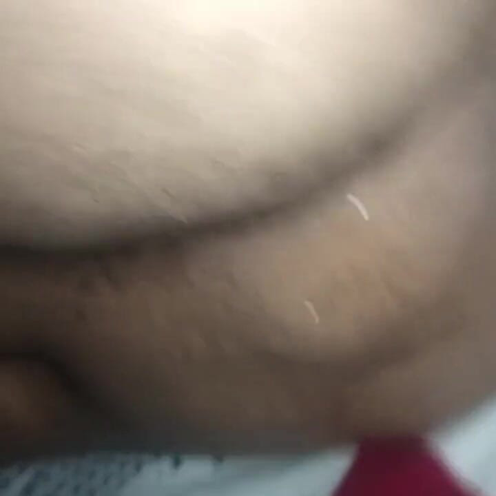 Desi Pooja Bhabhi harrasti seksiä valot sammutettuina