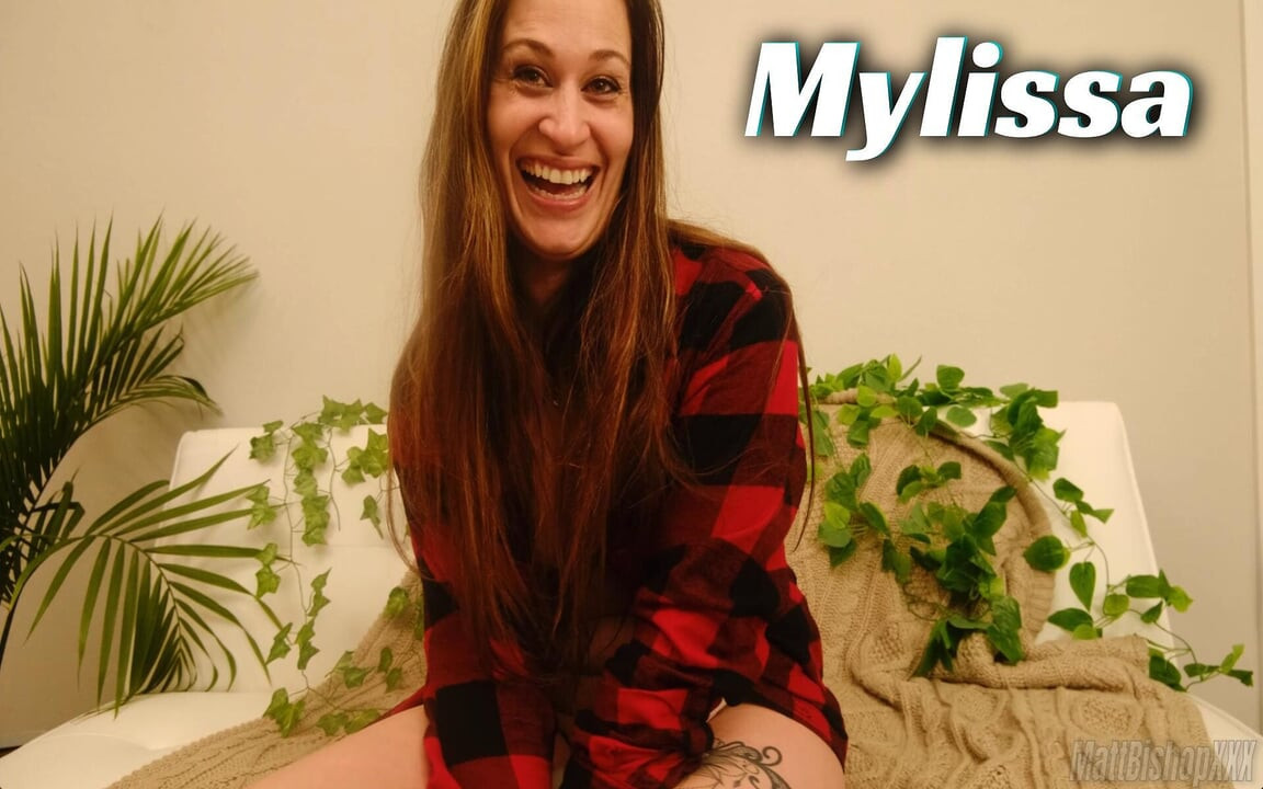 Mylissa priča o tome šta je čini da svrši i kako izgleda!!