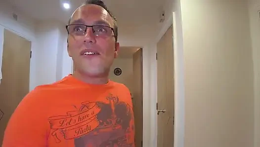 Lukisan? Ya wajahmu!