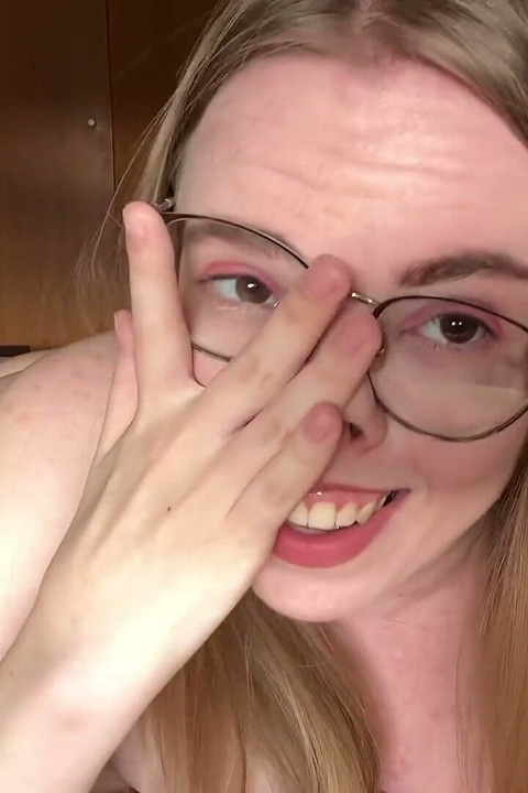 Falling Glasses Face Fuck with Stranger