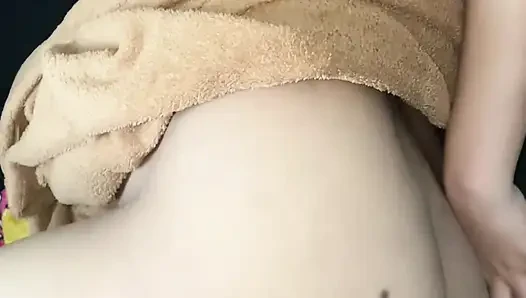 Fucking my mother in the morning until I cumshot her pussy