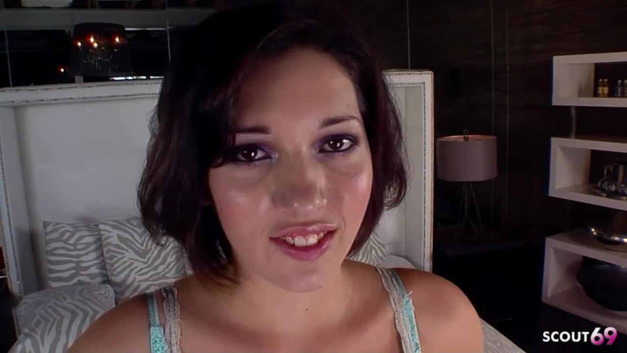 Short hair natural Girl with Big Clit Pick Up and talk to First Time POV Casting Fuck with Facial