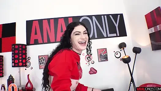 Lydia liebt anal