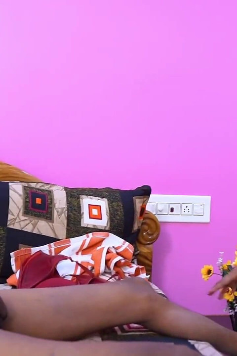 Indian Doctor Fucks Beautiful Sexy Patient at Hospital