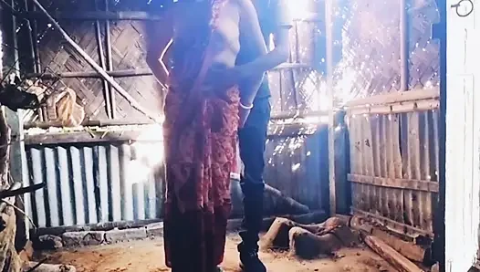 Big Booty BBW Bhbai cantik berkain saree memek basahnya diobrak-abrik di ruang kencan rahasia kami